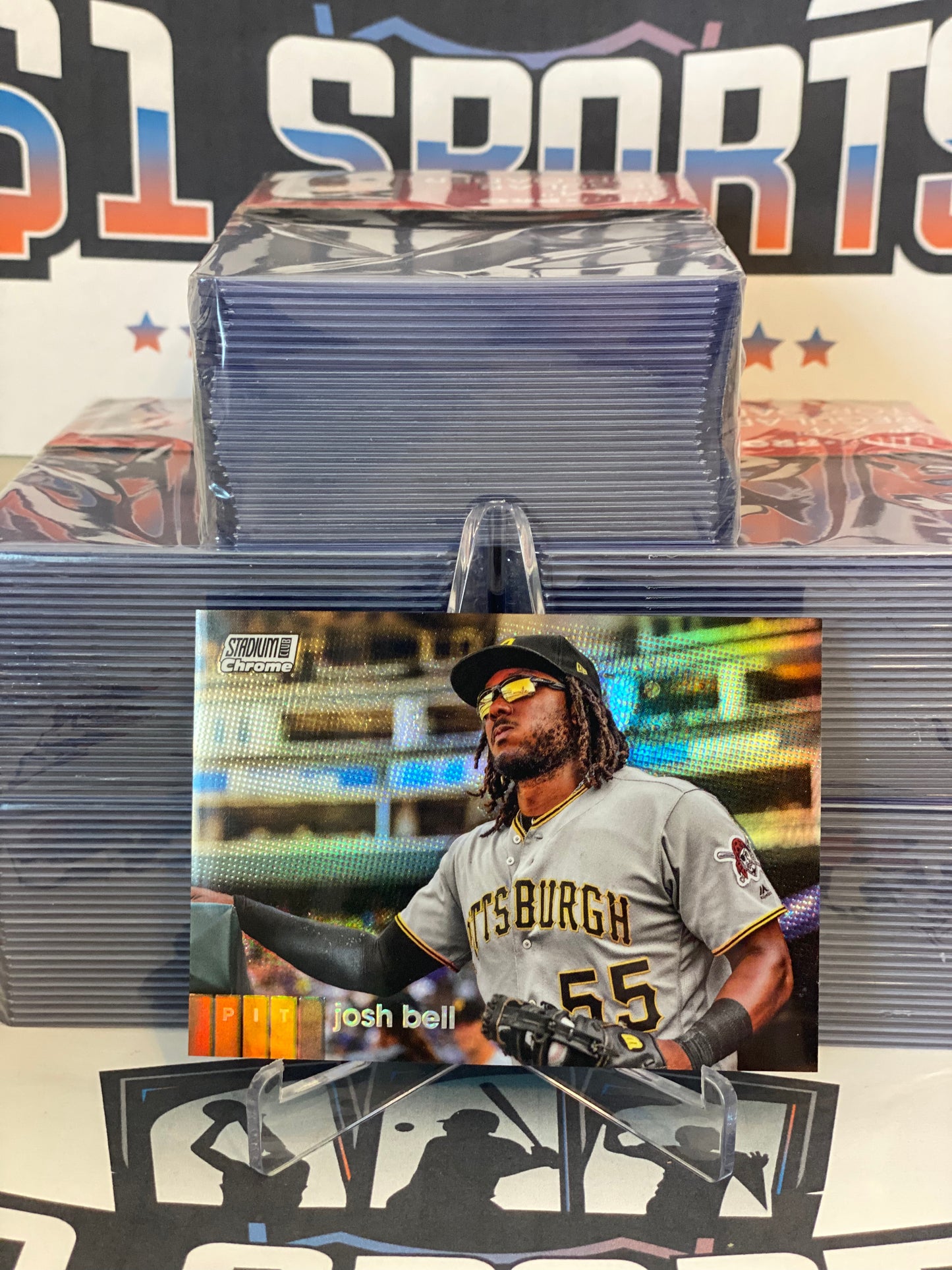 2020 Topps Stadium Club Chrome (Refractor) Josh Bell #180