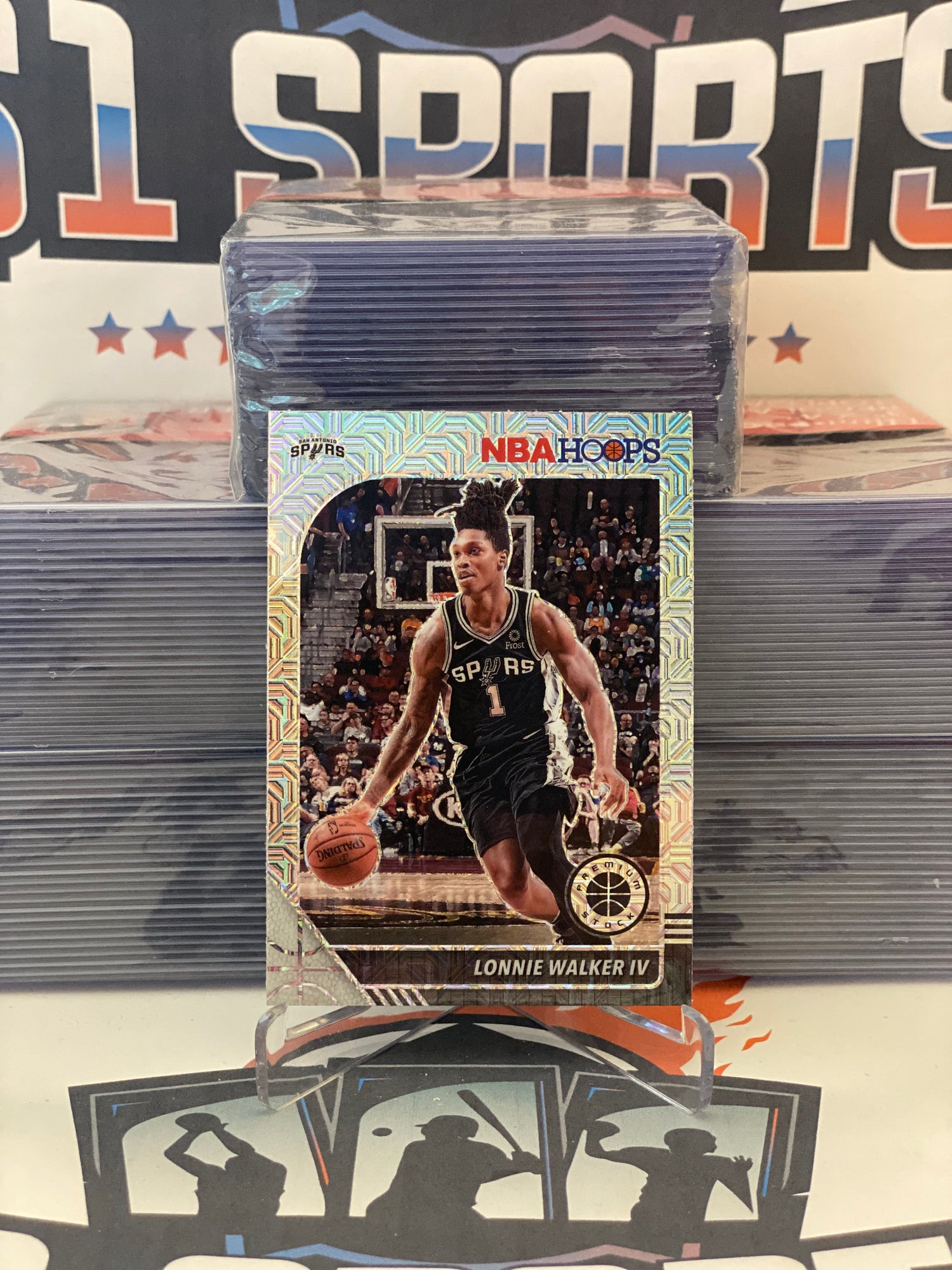 2019 Hoops Premium Stock (Silver Prizm) Lonnie Walker IV #175