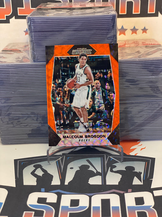 2017 Panini Prizm (Orange Mosaic Prizm) Malcolm Brogdon #50