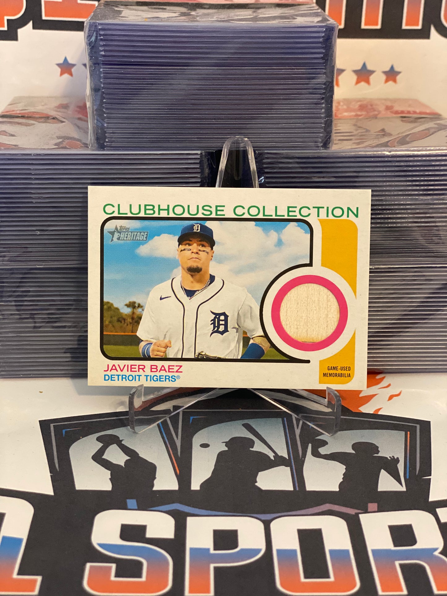 2022 Topps Heritage (Clubhouse Collection Relic) Javier Baez #CC-JBZ