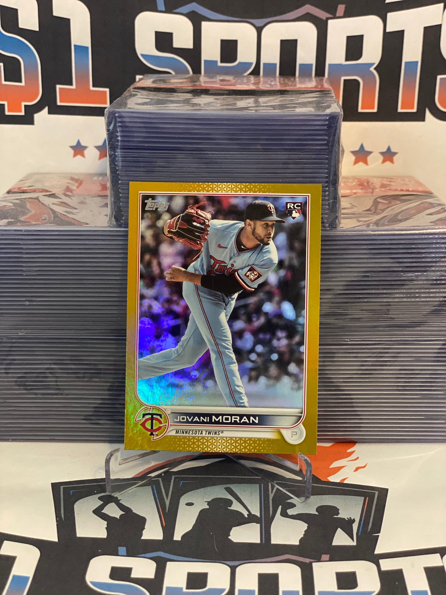 2022 Topps (Gold Foil) Jovani Moran Rookie #387