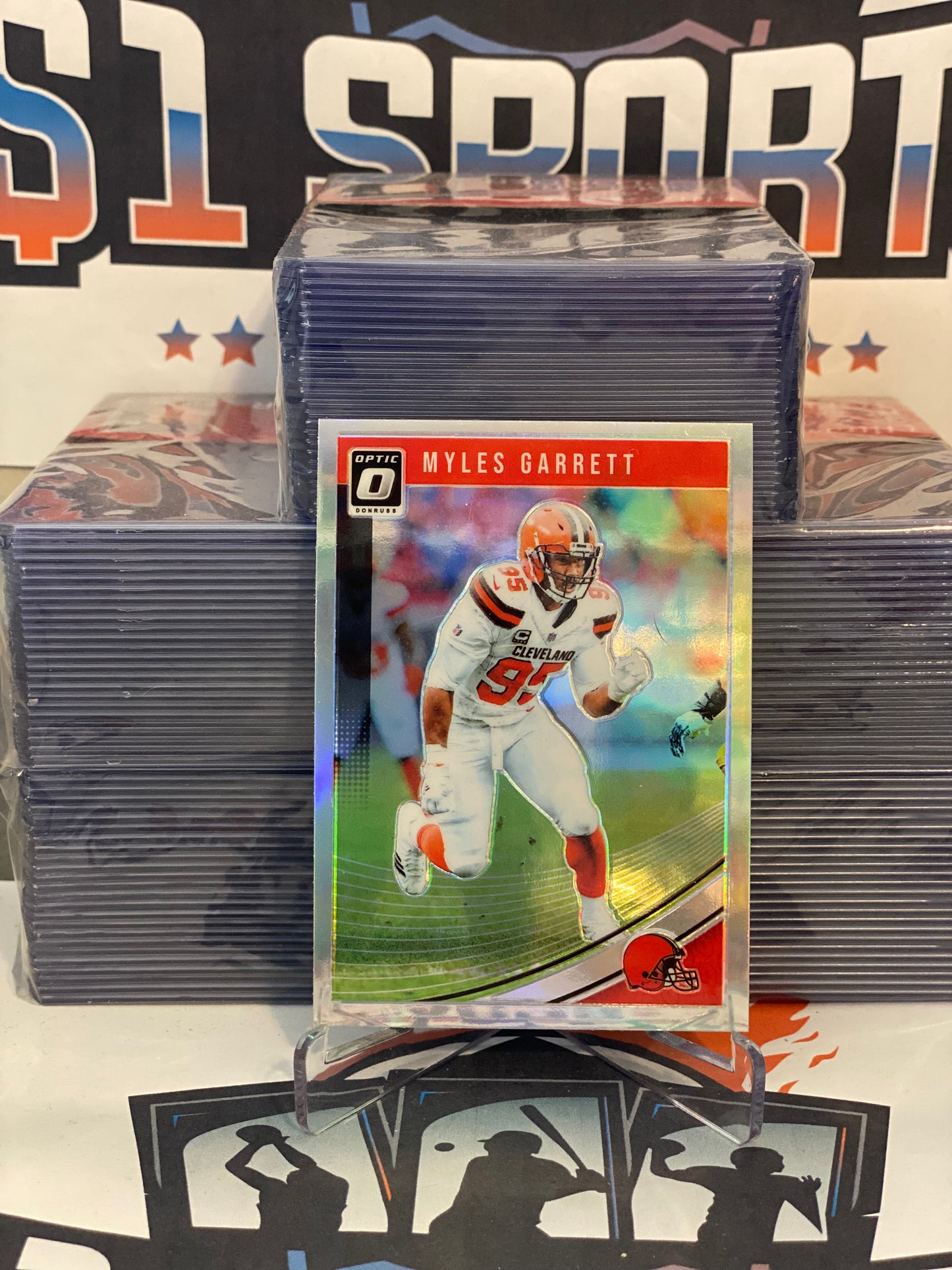 2018 Donruss Optic (Holo Prizm) Myles Garrett #26