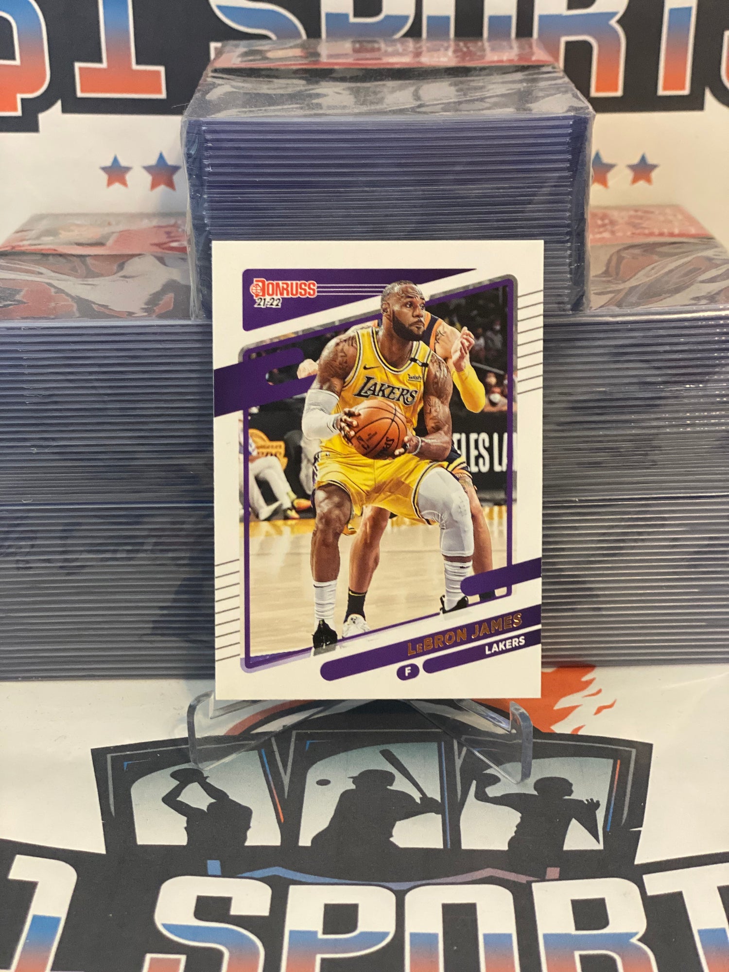 2021 Donruss LeBron James #12