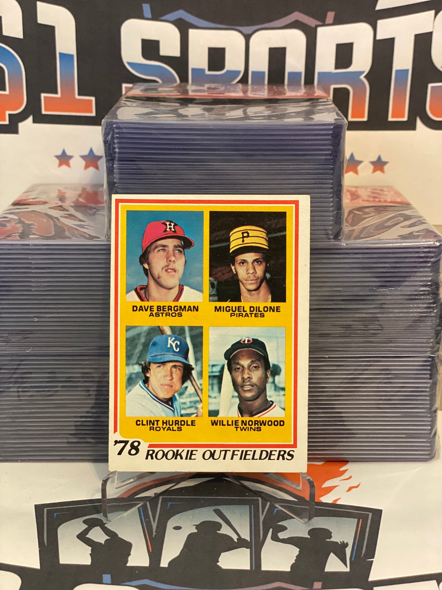 1978 Topps (Rookie Outfielders) Dave Bergman, Miguel Dilone, Clint Hurdle, Willie Norwood #705