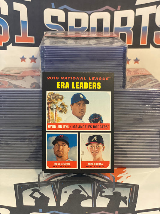 2020 Topps Heritage (N.L. ERA Leaders) Hyun-Jin Ryu, Jacob DeGrom, Mike Soroka #68