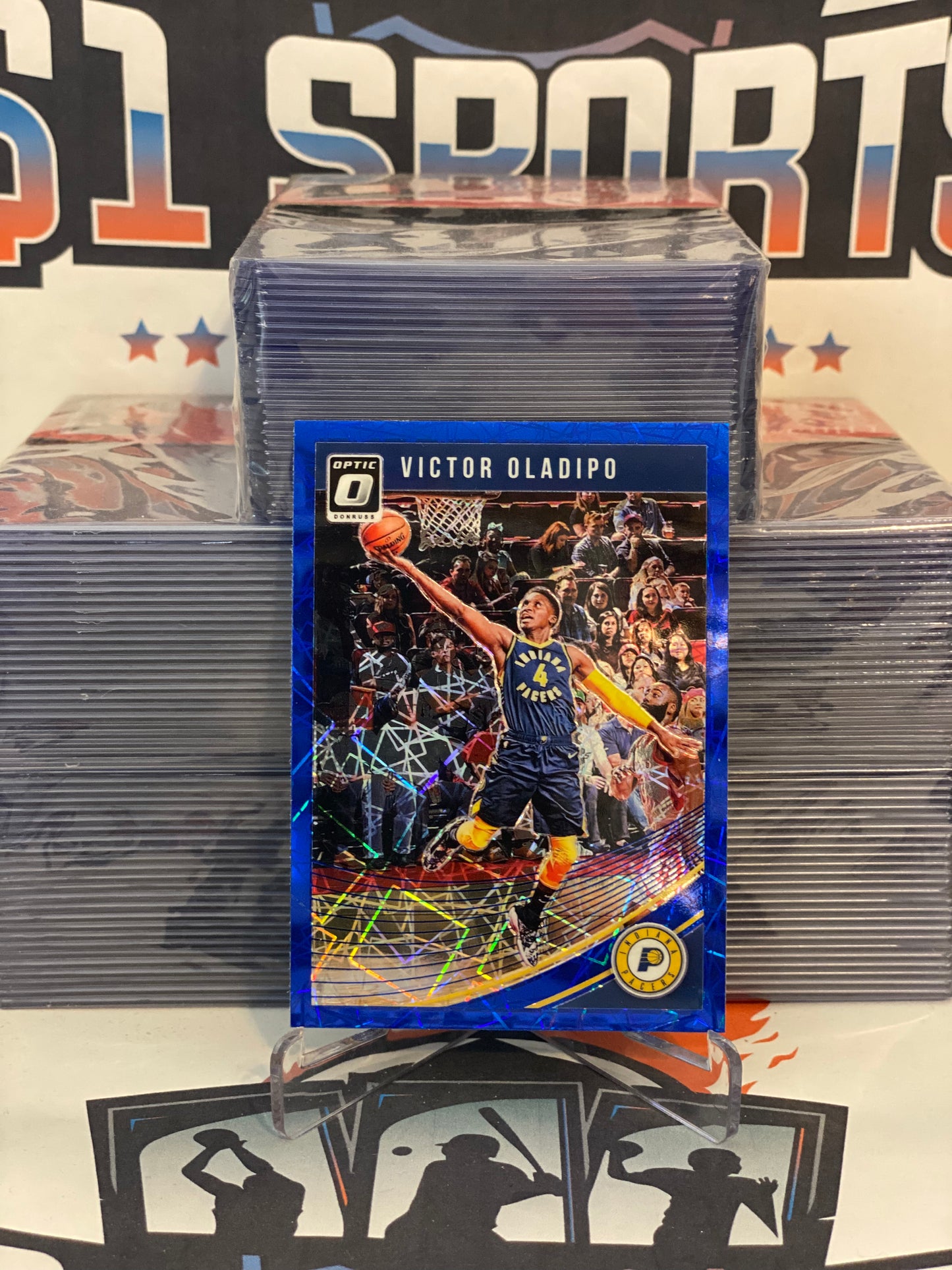 2018 Donruss Optic (Blue Velocity Prizm) Victor Oladipo #112