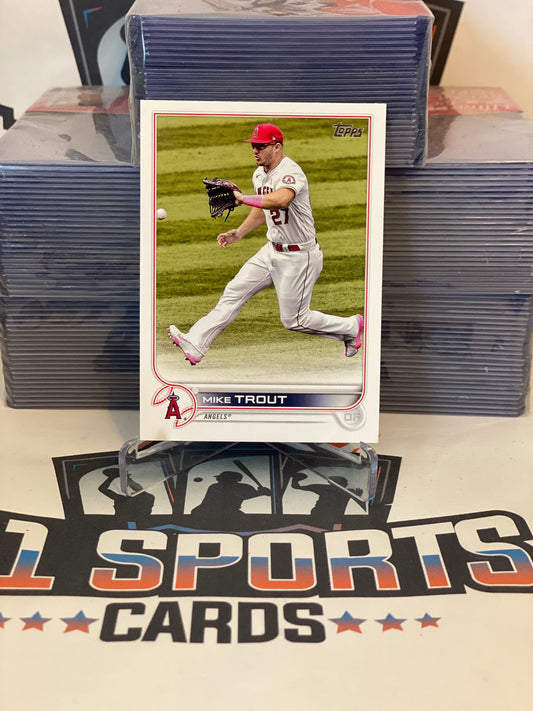 2022 Topps Mike Trout #27