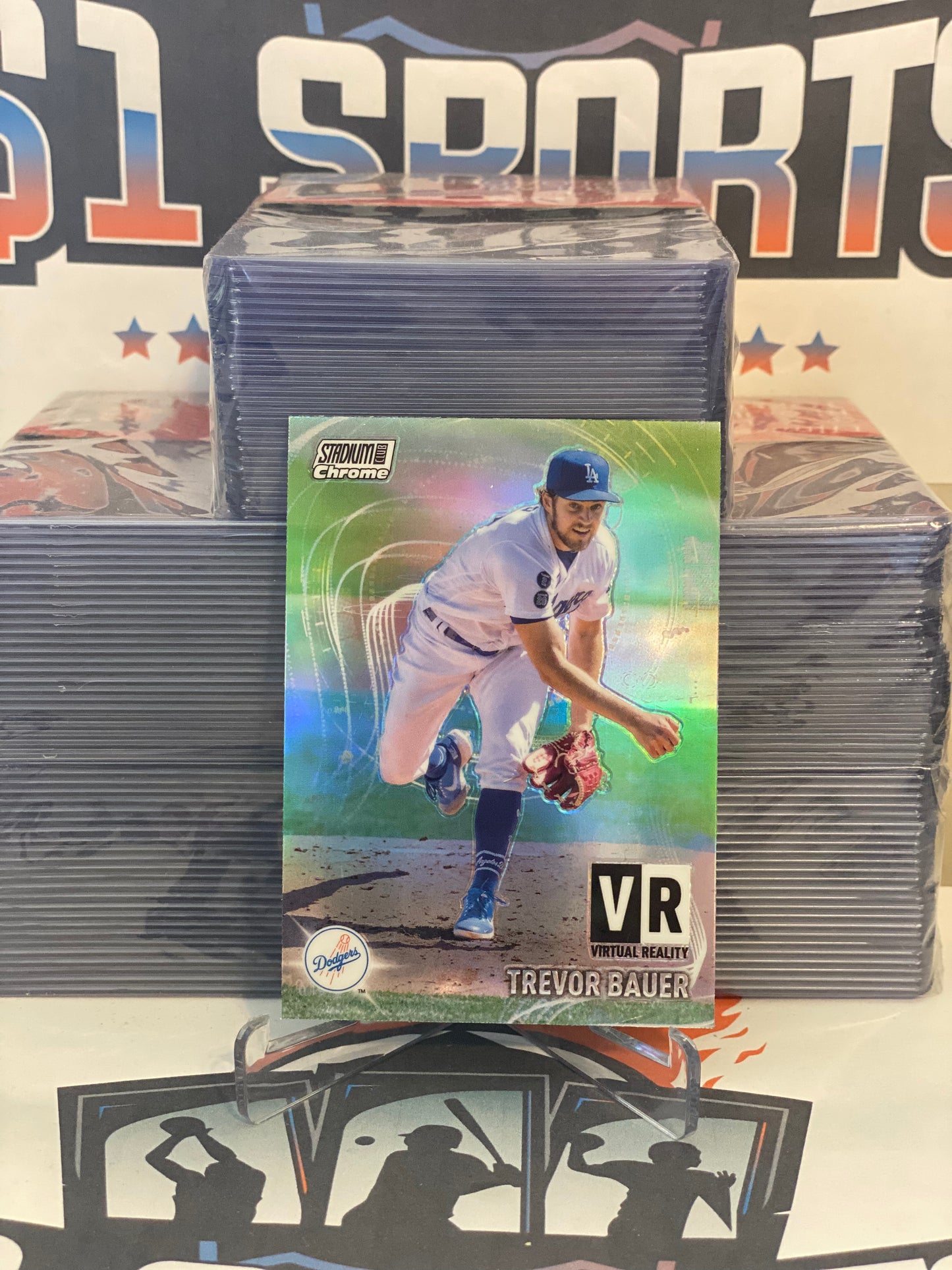 2021 Topps Stadium Club Chrome (Virtual Reality) Trevor Bauer #VR-17