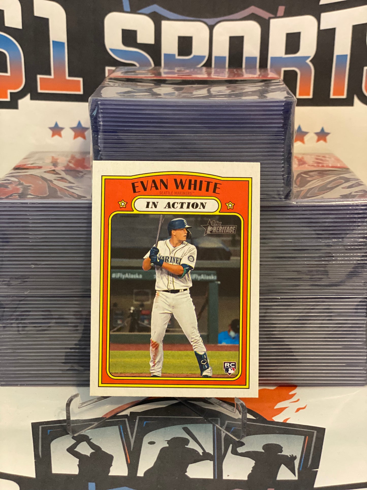 2021 Topps Heritage (In Action) Evan White Rookie #134