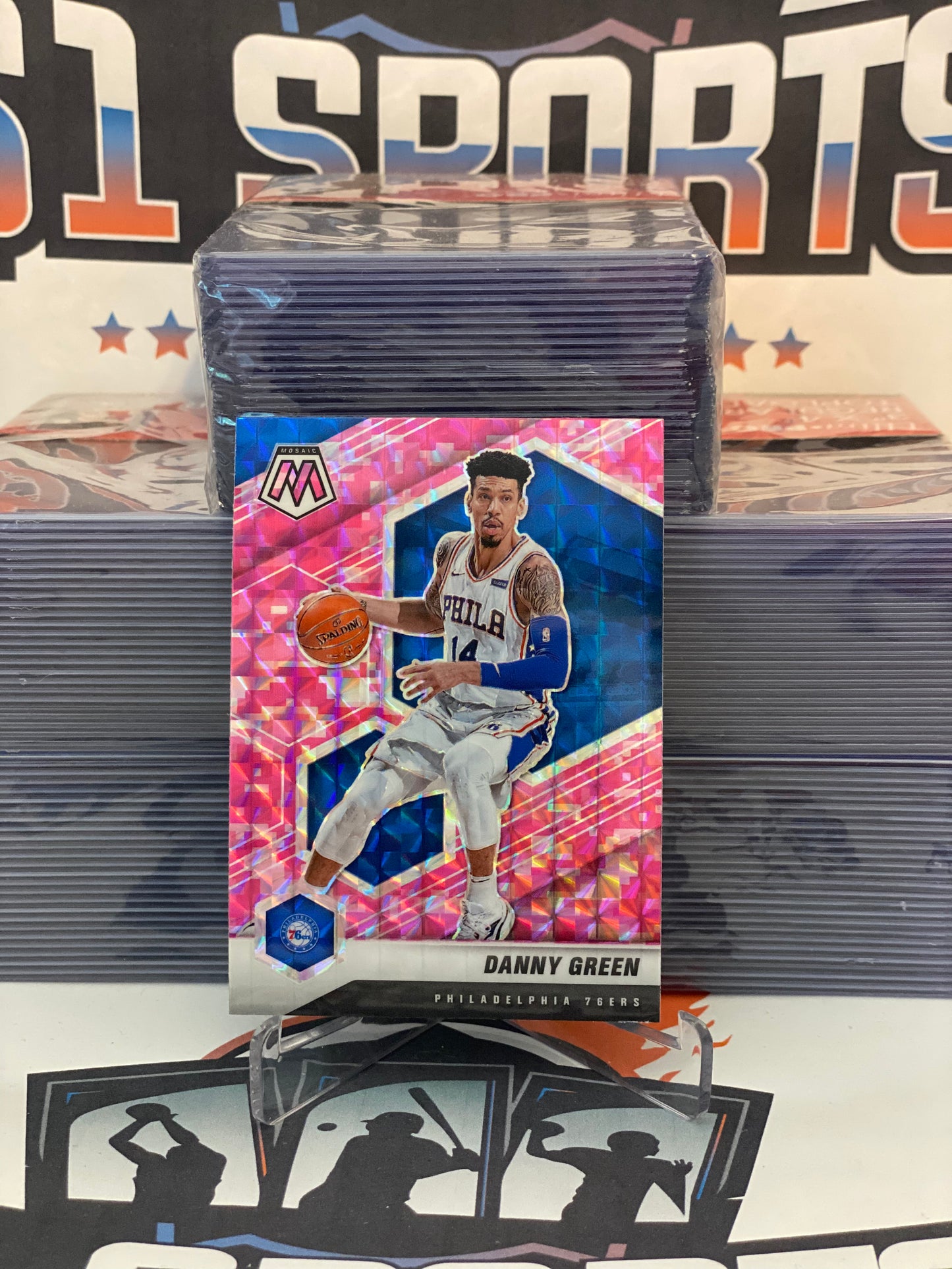 2020 Panini Mosaic (Pink Camo Prizm) Danny Green #83