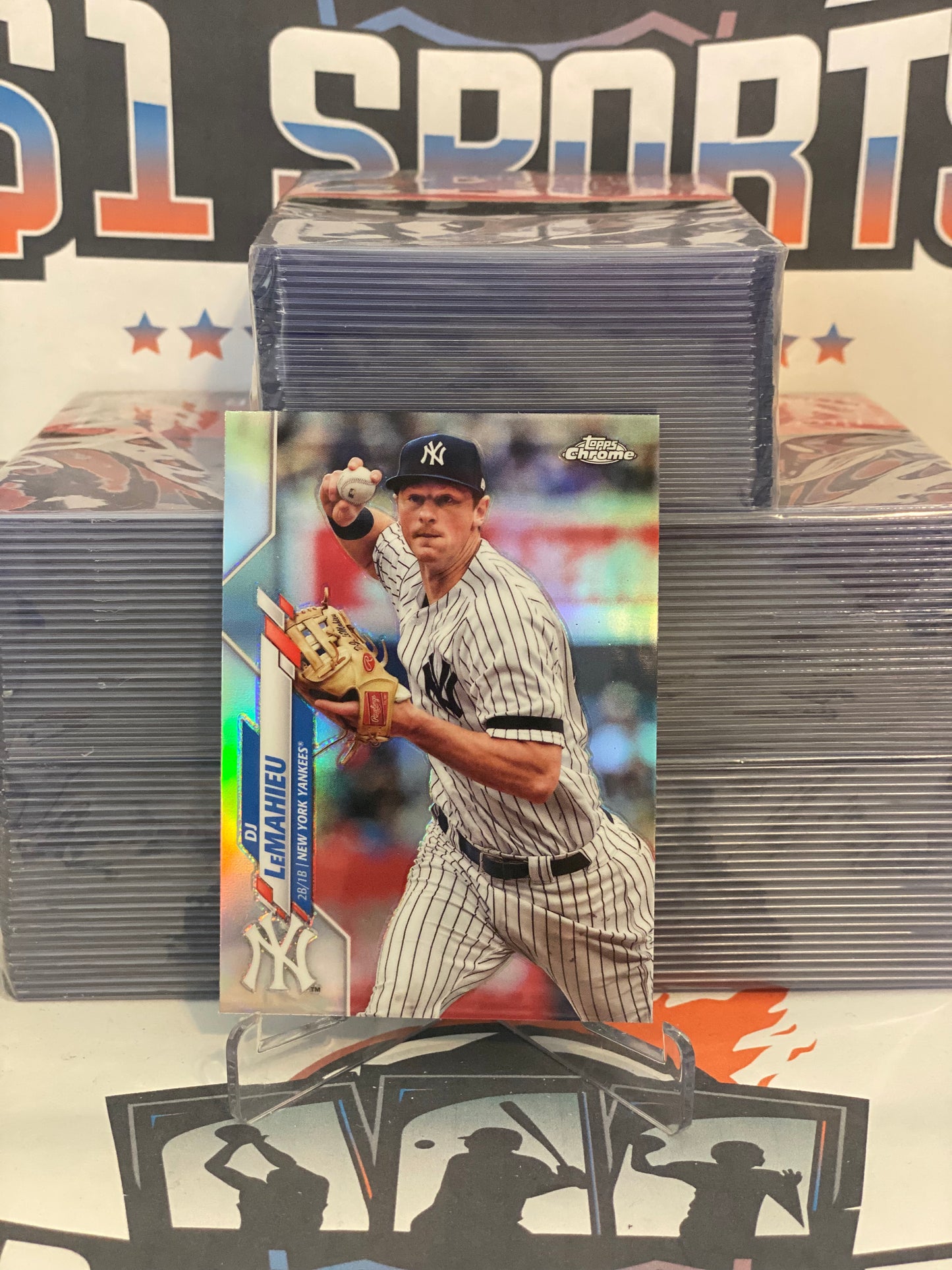 2020 Topps Chrome (Refractor) DJ LeMahieu #55