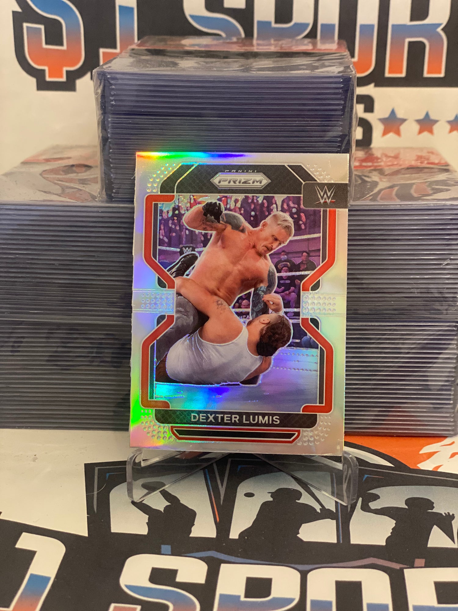 2022 Panini Prizm WWE (Silver Prizm) Dexter Lumis #128