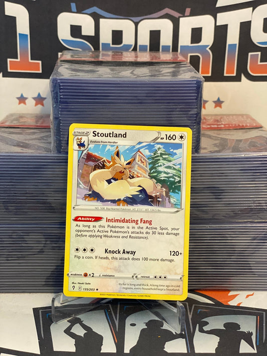 Pokemon TCG: Evolving Skies - Stoutland (Rare) #135